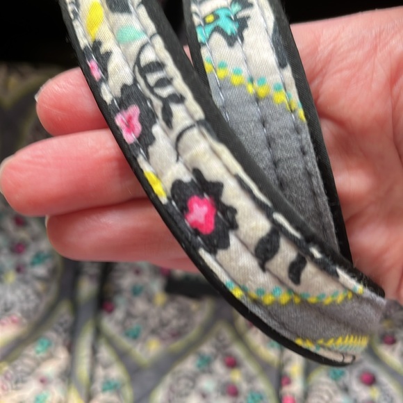 Vera Bradley small vera tote style floral handbag - Picture 8 of 9